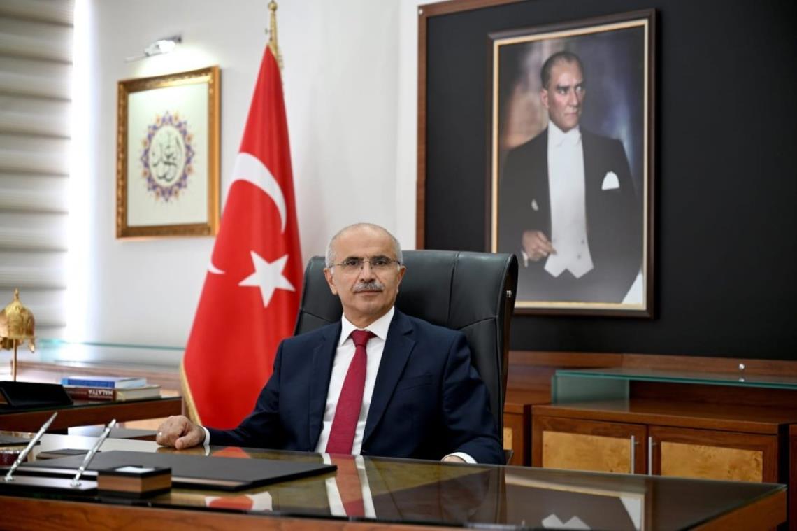 CUMHURBAŞKANI ERDOĞAN'DAN BAŞKAN ER'E GEÇMİŞ OLSUN TELEFONU