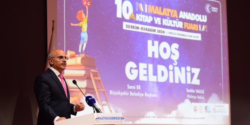 10. MALATYA ANADOLU KİTAP VE KÜLTÜR FUARI KİTAPSEVERLERE KAPILARINI AÇTI ''MALATYA’NIN KALBİNİ KİTAPLA, KÜLTÜRLE VE SANATLA YENİDEN CANLANDIRMAK İÇİN BURADAYIZ''