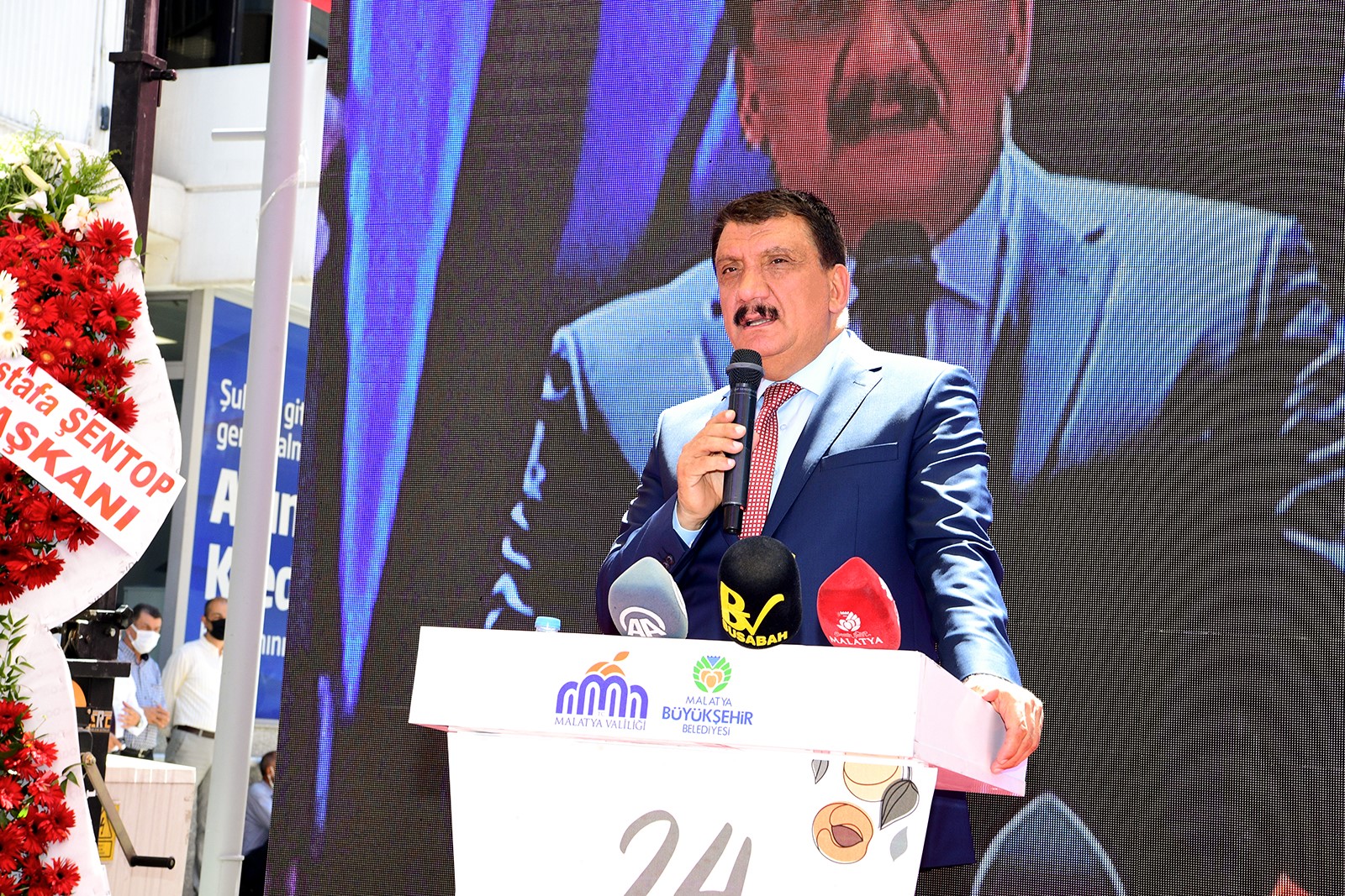 24. MALATYA KÜLTÜR SANAT VE KAYISI FESTİVALİ BAŞLADI