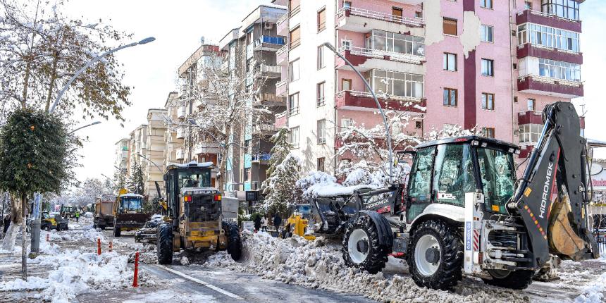 ANA YOLLARDA VE GRUP YOLLARINDA ÇALIŞMALAR DAHA DA YOĞUNLAŞTIRILDI