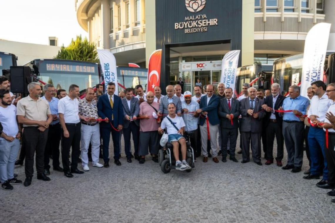 Malatya Büyükşehir Belediyesi Araç Filosunu Güçlendirdi.