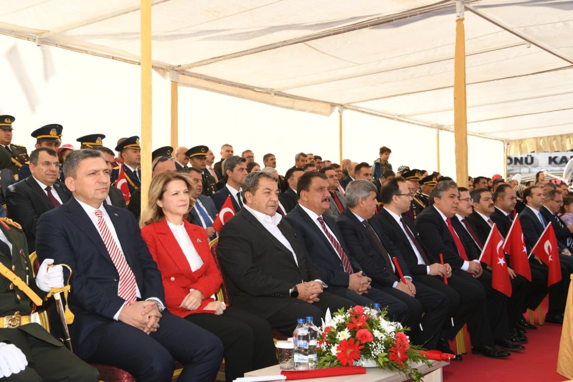 29 EKİM CUMHURİYET BAYRAMI COŞKUYLA KUTLANDI