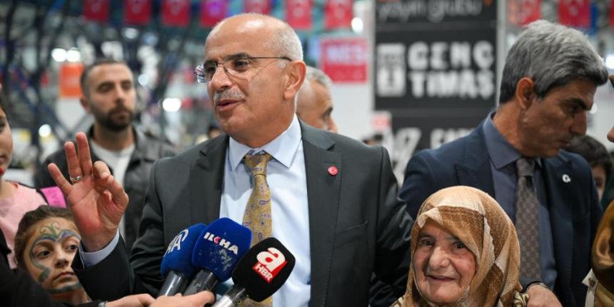 BAŞKAN ER AZİM VE KARARLILIKLA BAŞARILAMAYACAK HİÇBİR ŞEY YOK