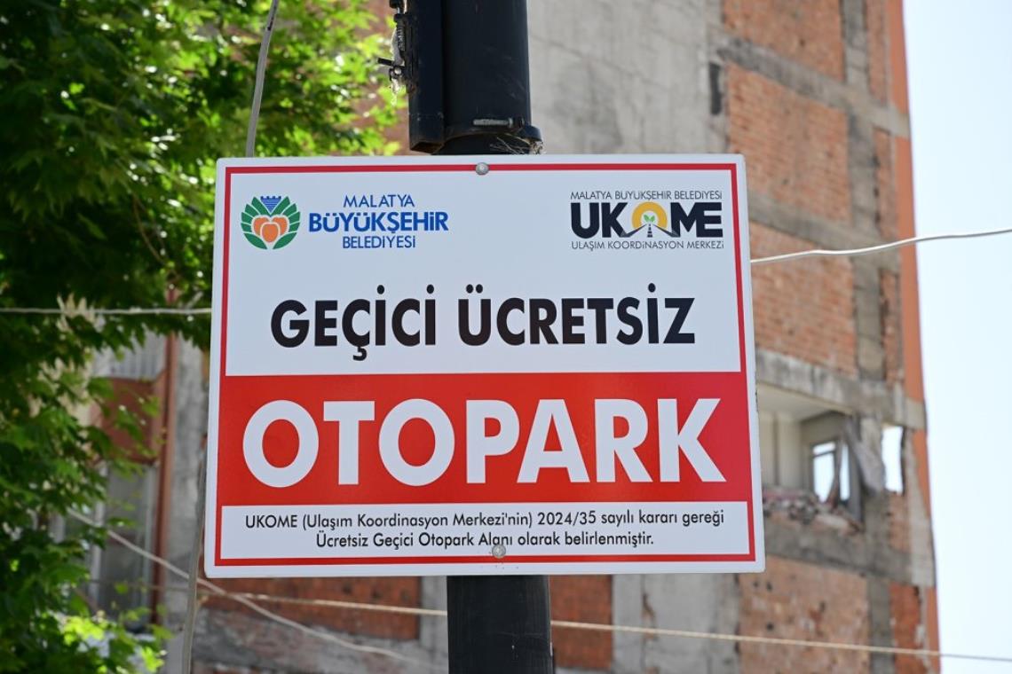 BÜYÜKŞEHİR BELEDİYESİ 13 NOKTADA GEÇİCİ PARK ALANLARI OLUŞTURDU
